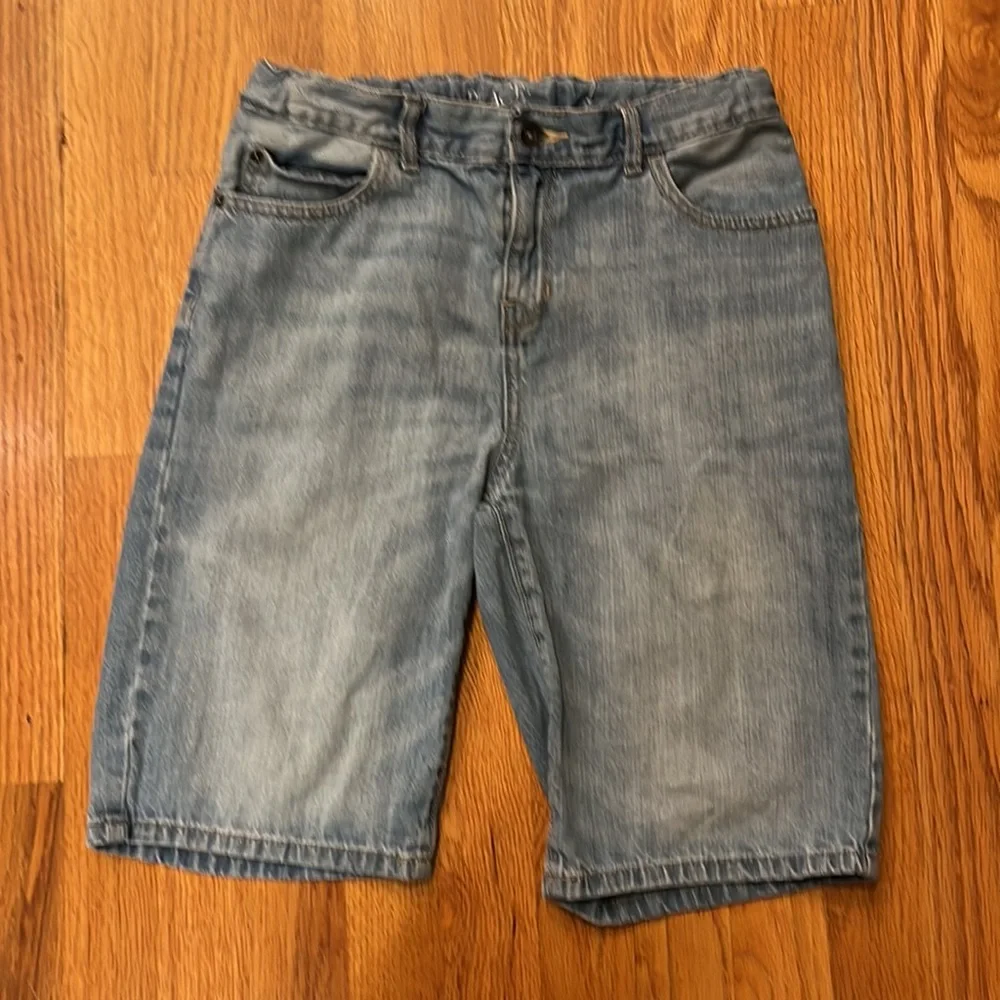 The Childrens Place grey pull